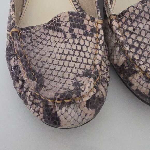 FRANCO SARTO | Women's Textured Snakeskin Flats Gray Sz 6.5M - Picture 3 of 6